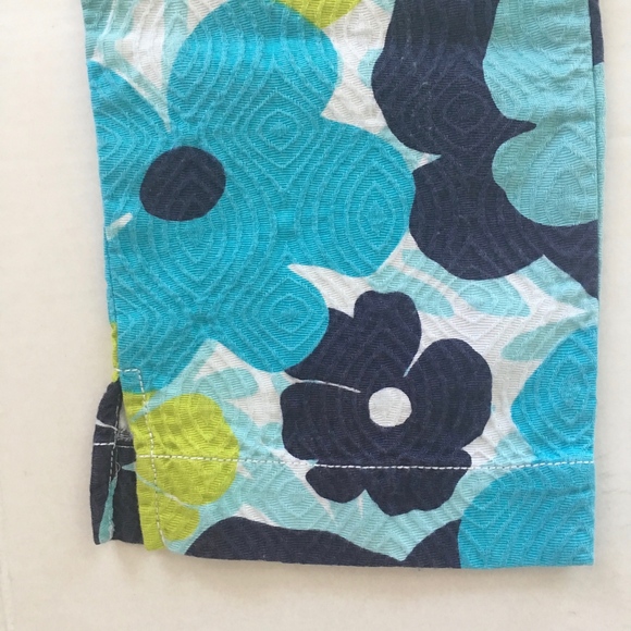 Lilly Pulitzer Textured Cotton Cropped Pants - Picture 3 of 7